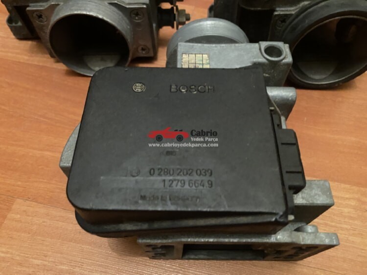 BMW E30 318İ M10 MOTORA UYUMLU ORJİNAL 0280202039 AKIŞMETRE ÇIKMA TEMİZ 