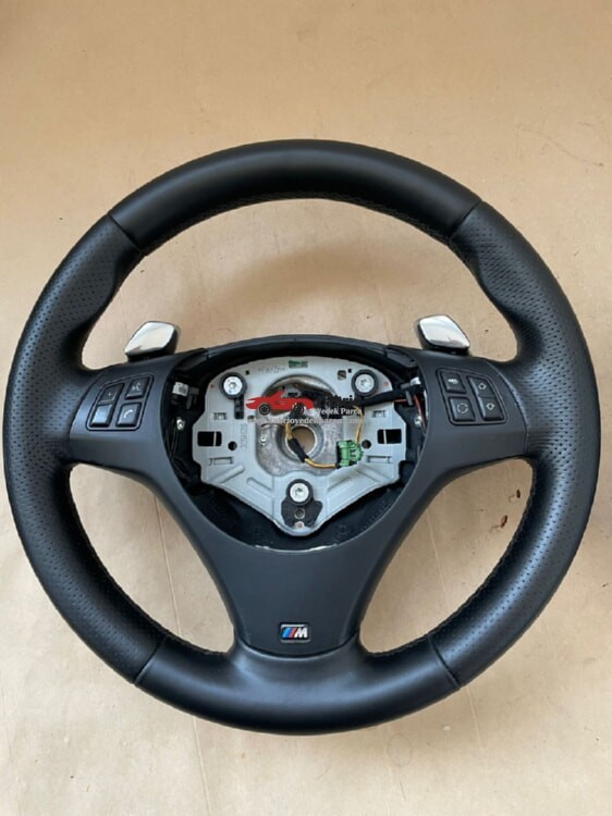 BMW E87 E88 E82 E90 E92 E93 UYUMLU M DİREKSİYON F1 Lİ 