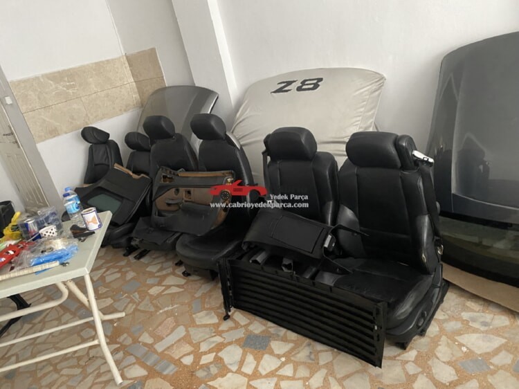 BMW Z8 HARDTOP SİYAH ORJİNAL BOYASIZ TÜRKİYEDE TEK