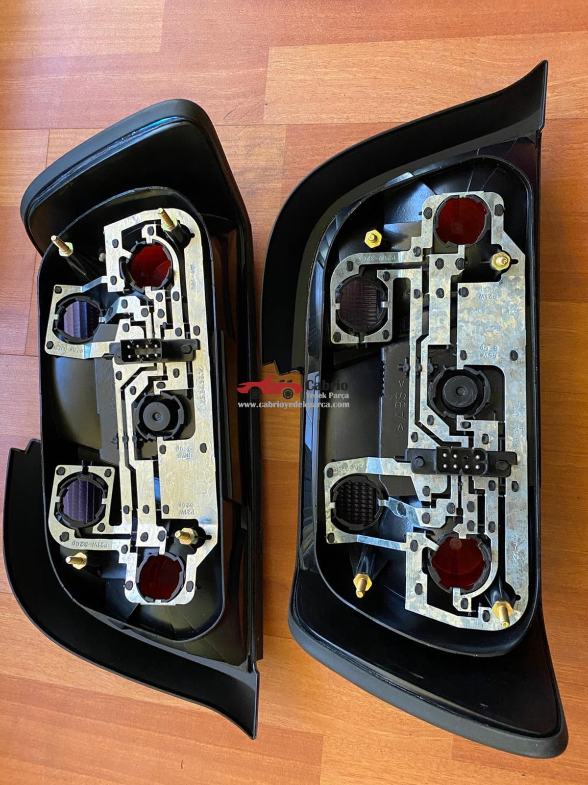 BMW E36 MAVİ MHW MOR STOP SIFIR E36 CABRİO COUPE ORJiNAL