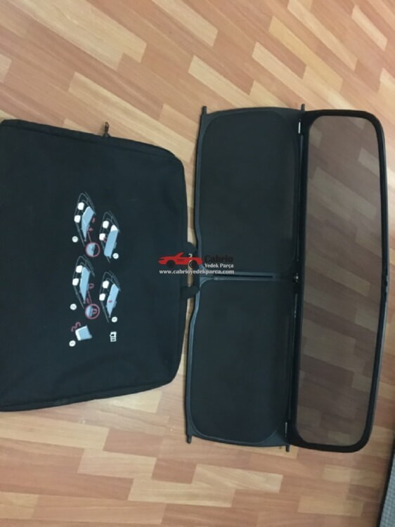 AUDİ A3 CABRİO ESKİ P KASA UYUMLU SİNEKLİK RÜZGARLIK ORJİNAL ÇANTALI TEMİZ 