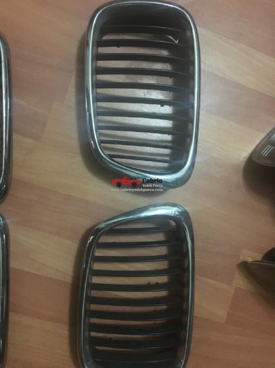 BMW E36 SAĞ SOL BÖBREK ORJİNAL ÇIKMA TEMİZ 