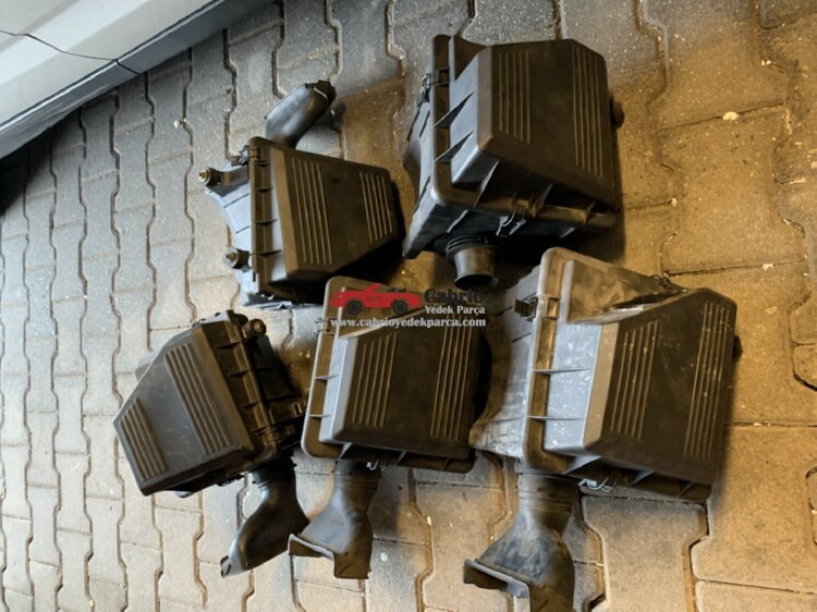 BMW E36 M43 MOTORLARA UYGUN FİLTRE KUTUSU ÇIKMA ORJİNAL