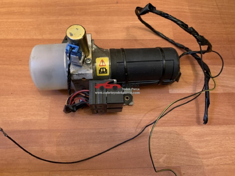 AUDİ TT 8N TENTE POMPASI ORJİNAL ÇIKMA TEMİZ 