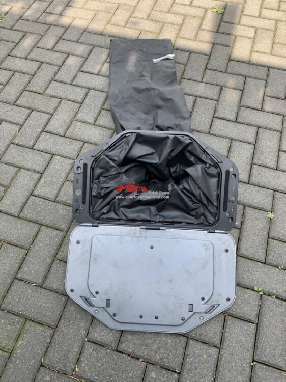 BMW E93 CABRİO UYUMLU SAKLAMA GÖZÜ SKİSACK ÇANTASI ORJİNAL TEMİZ ÇIKMA 