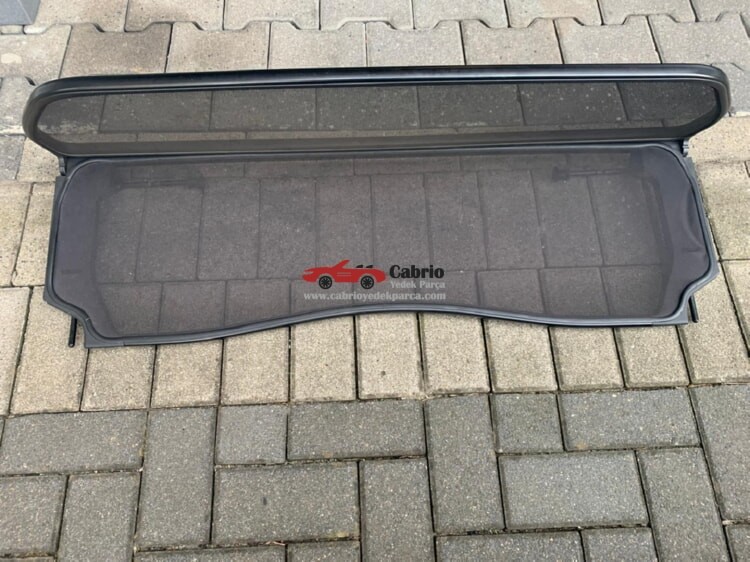 PEUGEOT 206 CC UYUMLU SİNEKLİK RÜZGARLIK ORJİNAL TEMİZ ÇIKMA 