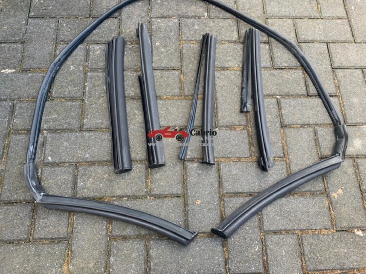 MERCEDES CLK W209 CABRİO UYUMLU ORJİNAL TENTE FİTİLİ ÇIKMA TEMİZ TOPLAM 5 PARÇA