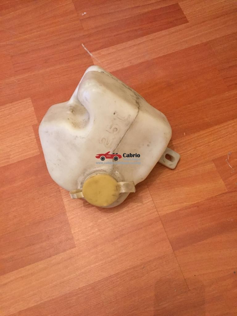 BMW E30 E36 E38 E39 E46 E60 E65 E85 E88 E90 E91 E92 E93 UYUMLU ORJİNAL SU BİDONU ÇIKMA TEMİZ 