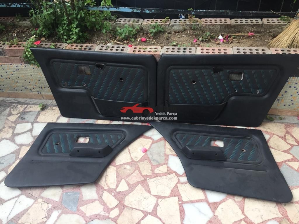 BMW E30 UYUMLU ORJİNAL SİYAH KUMAŞ KAPI DÖŞEMESİ TAKIM ÇIKMA TEMİZ