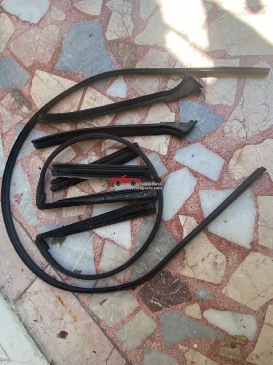 BMW E36 CABRİO UYUMLU ORJİNAL TENTE FİTİLİ ÇIKMA TEMİZ 4 PARÇA