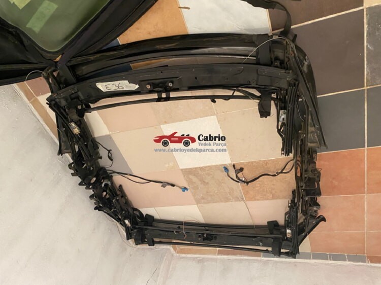 BMW E36 CABRİO UYUMLU ORJİNAL TENTE İSKELETİ ÇIKMA TEMİZ