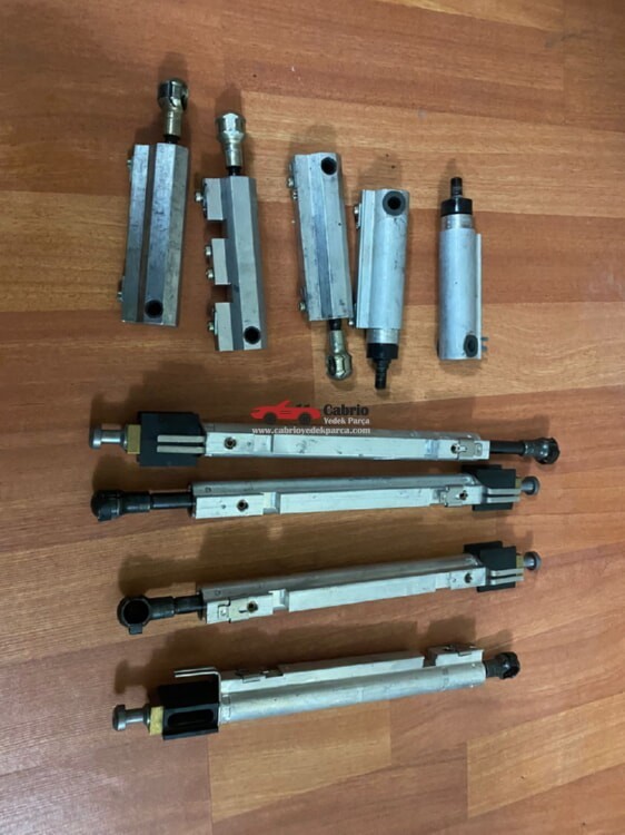 OPEL ASTRA H TWİNTOP CABRİO UYUMLU ORJİNAL TENTE AMERTİSÖRÜ ÇIKMA TEMİZ