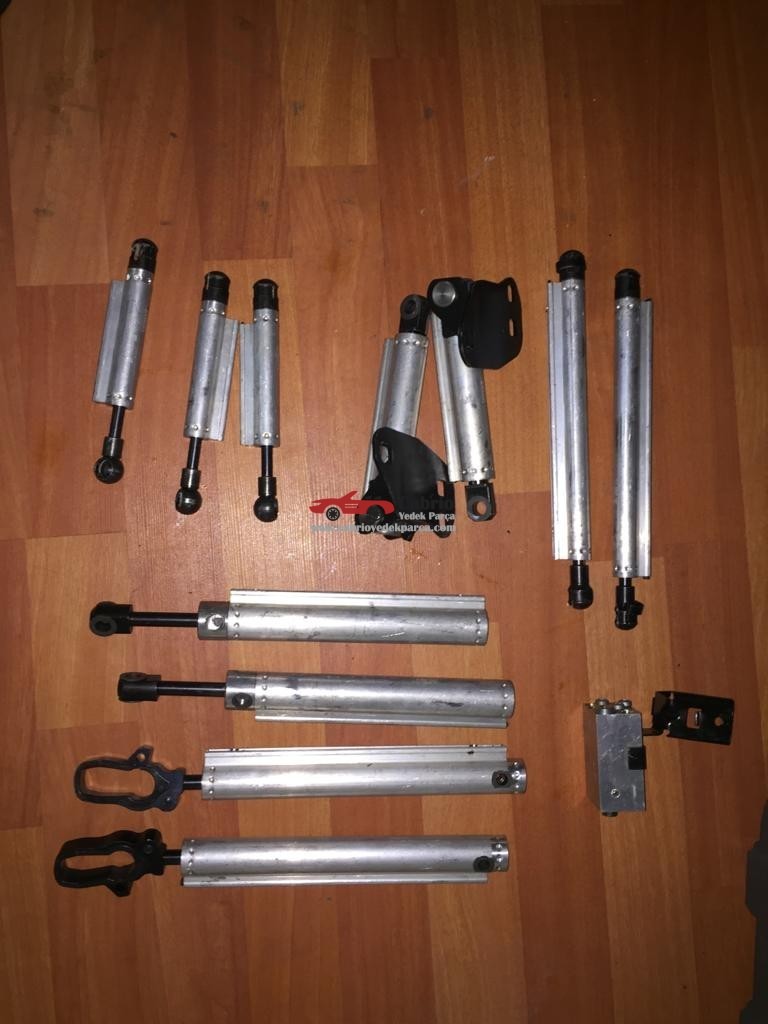 VOLVO C70 2 CABRİO UYUMLU ORJİNAL TENTE AMORTİSÖRÜ ÇIKMA TEMİZ