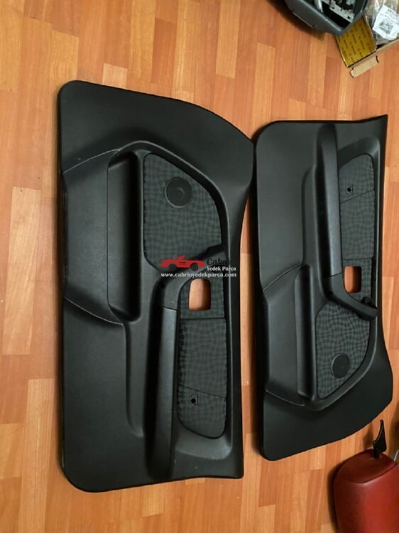 BMW E36 COMPACK UYUMLU ORJİNAL SİYAH KUMAŞ KAPI DÖŞEMESİ ÇIKMA 