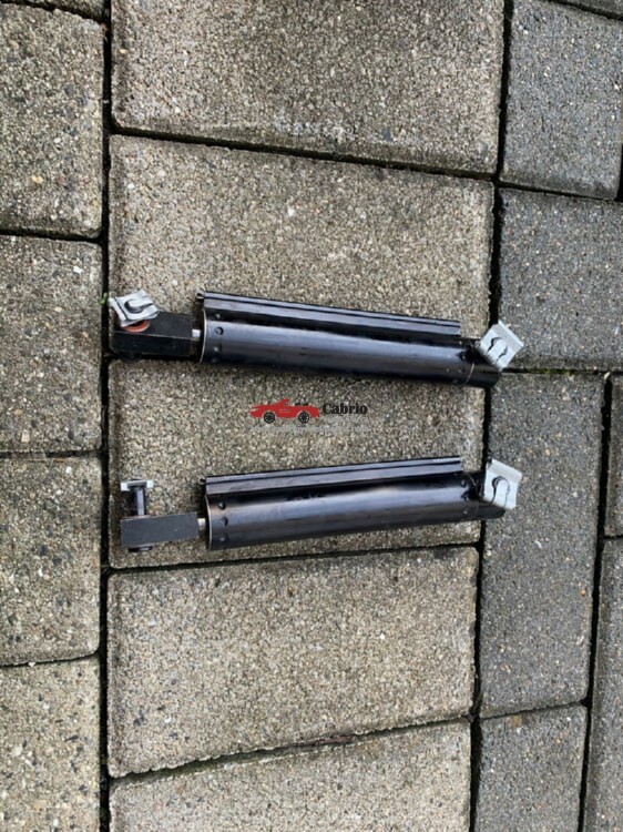 AUDİ TT 8J CABRİO UYUMLU ORJİNAL TENTE AMORTİSÖRÜ ÇIKMA TEMİZ