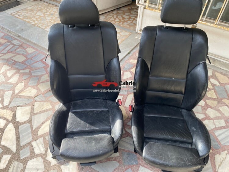 BMW E46 COUPE UYUMLU RECARO SİYAH DERİ SAĞ SOL KOLTUK ORJİNAL ÇIKMA TEMİZ 