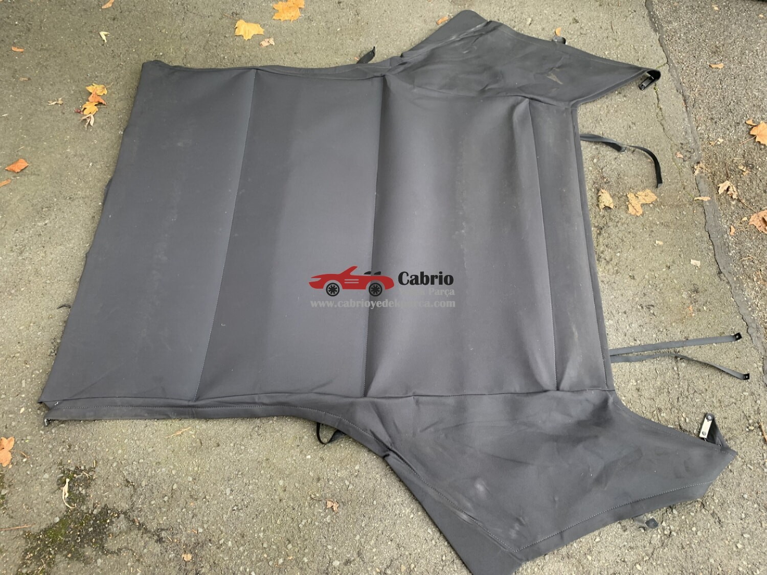 BMW E46 CABRİO UYUMLU TENTE İÇ BEZİ ORJİNAL SİYAH YAN PLASTİKLERİ ÜZERİNDE ÇIKMA TEMİZ HATASIZ