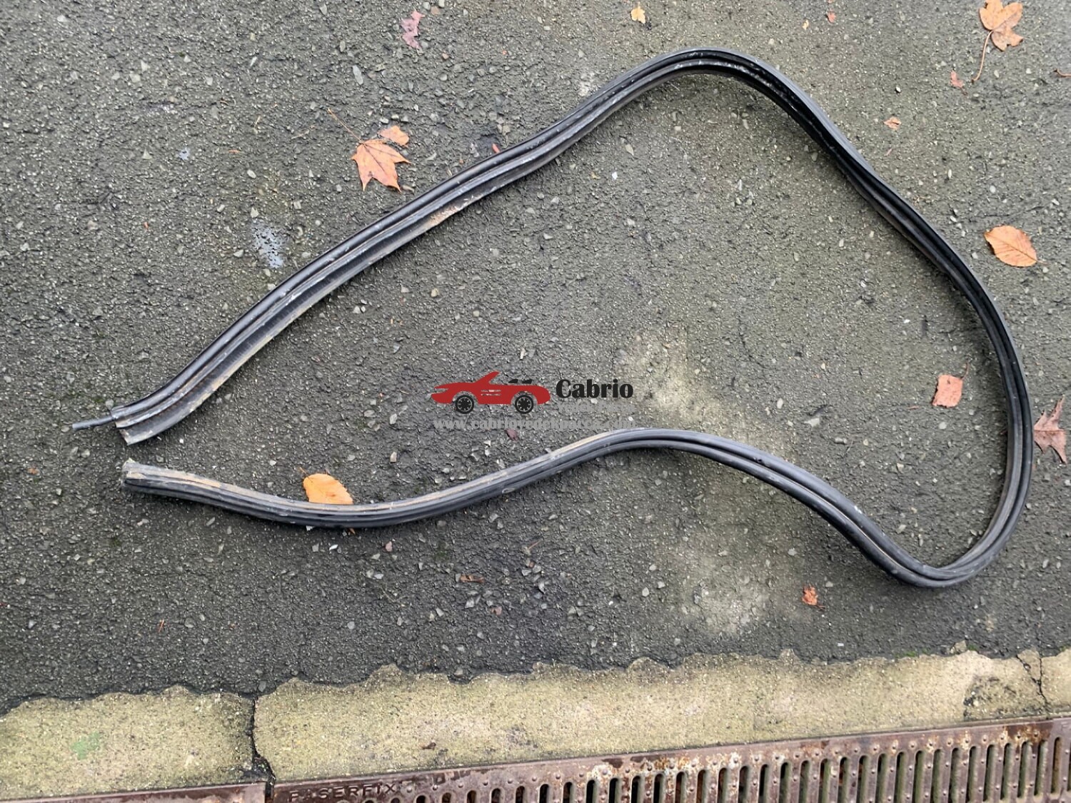 OPEL ASTRA H CABRİO TWİNTOP UYUMLU ORJİNAL ARKA BAGAJ HAVUZ FİTİLİ ÇIKMA TEMİZ 