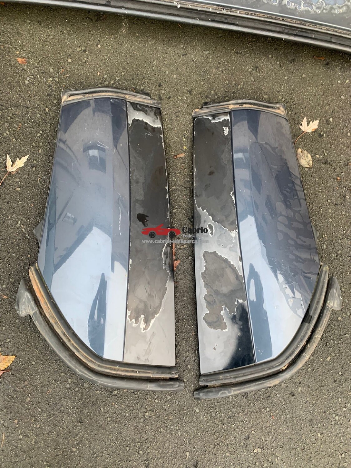 OPEL ASTRA H CABRİO TWİNTOP UYUMLU ORJİNAL HARDTOP YAN DİREKLERİ SAĞ SOL FİTİLLERİ ÜSTÜNDE ÇIKMA TEMİZ 