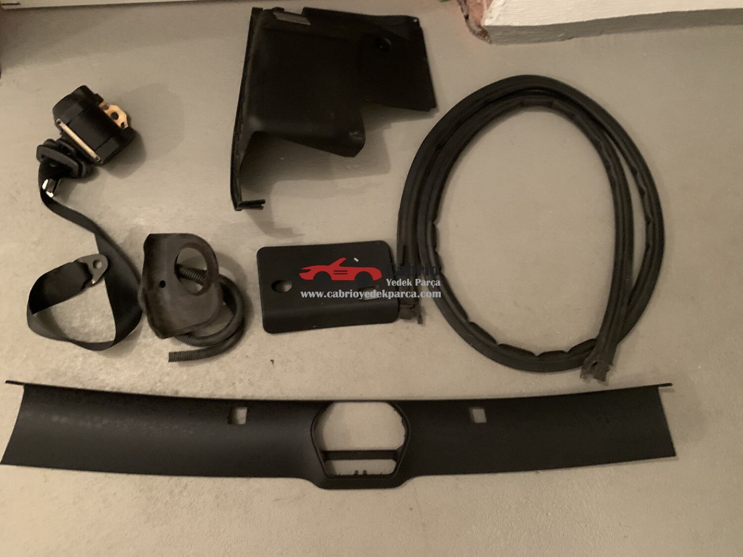 PORSCHE BOXSTER 986 UYUMLU PASTİK PARÇALARI ORJİNAL ÇIKMA TEMİZ 