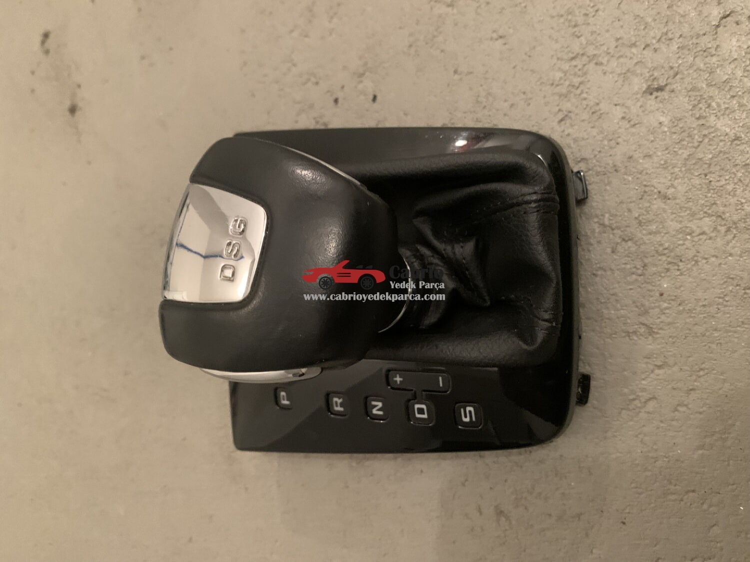 SKODA SÜPERB 3T DSG VİTES ÇERÇEVESİ VE KÖRÜĞÜ ÇIKMA ORJİNAL TEMİZ