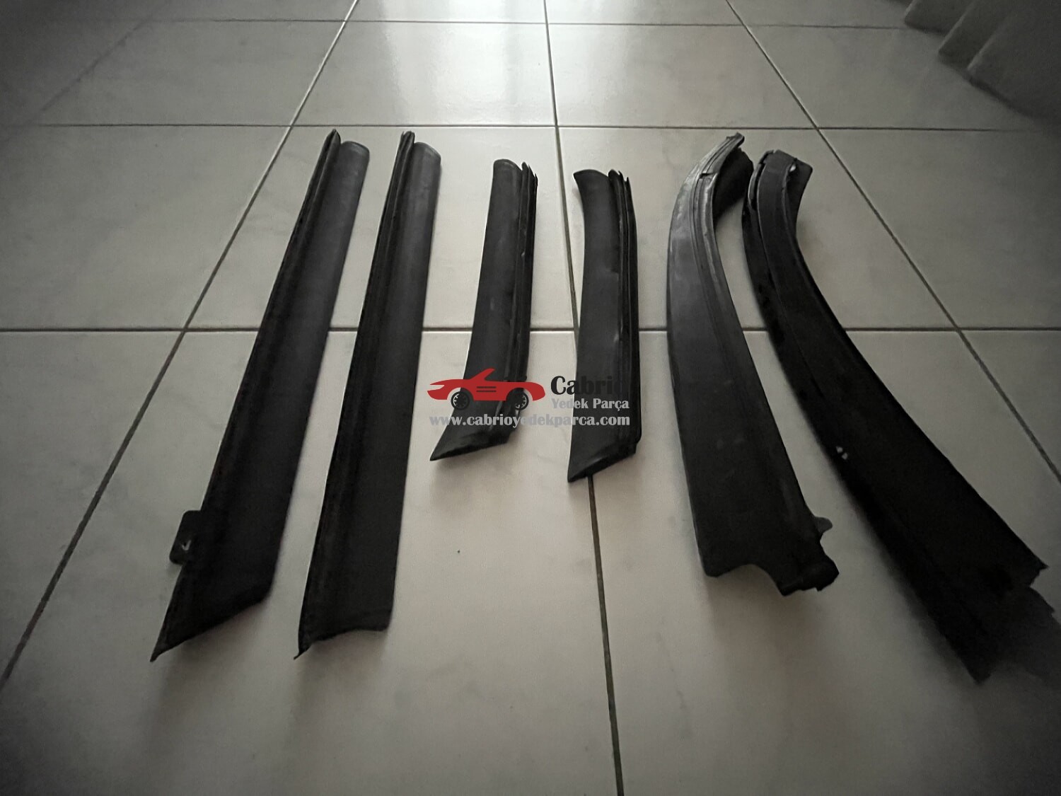 MİNİ COOPER R52 R57 CABRİO UYUMLU ORJİNAL TENTE FİTİLERİ ÇIKMA TEMİZ 6 PARÇADIR 