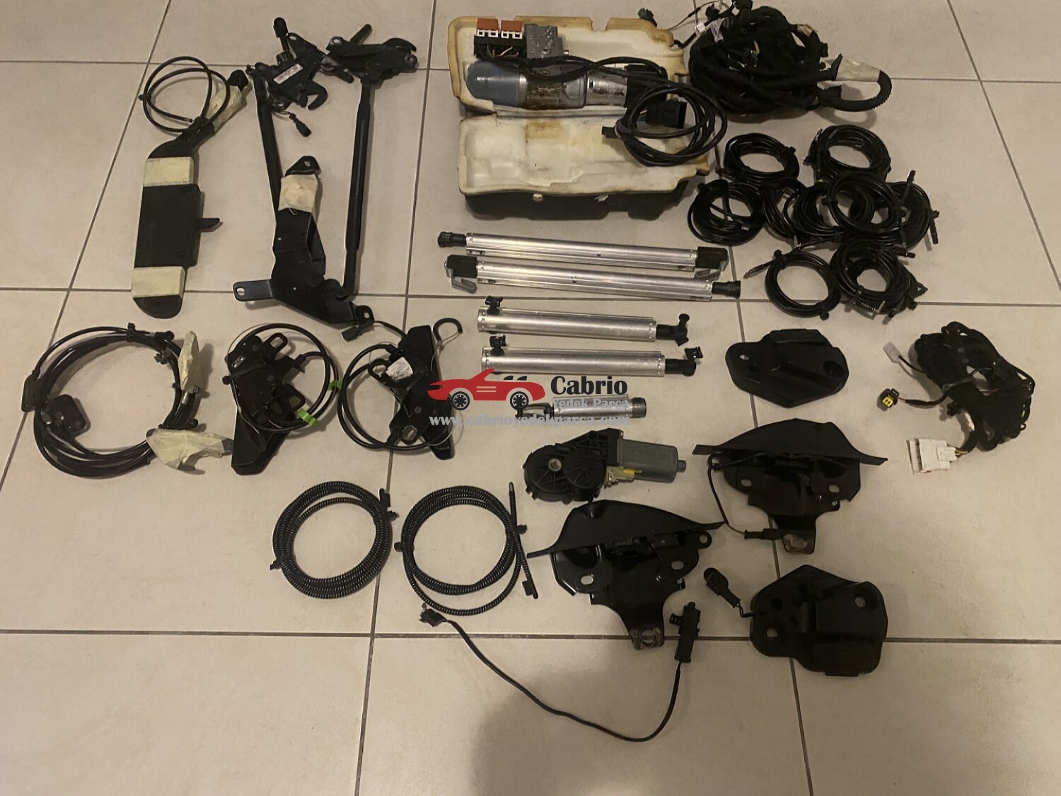 PEUGEOT 308 CC CABRİO UYUMLU 107621300 DAI1-110276 TENTE POMPASI ORJİNAL ÇIKMA TEMİZ 