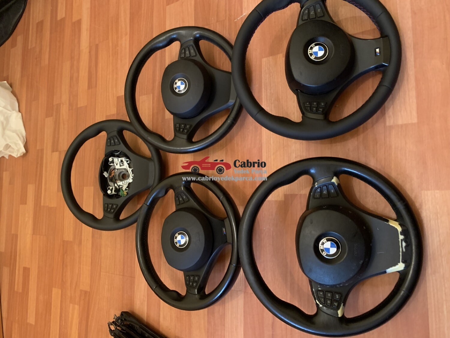 BMW X3 E83 X5 E53 UYUMLU DÜĞMELİ M DİREKSİYON ORJİNAL DERİ M DİKİŞ YENİ KAPLANDI 