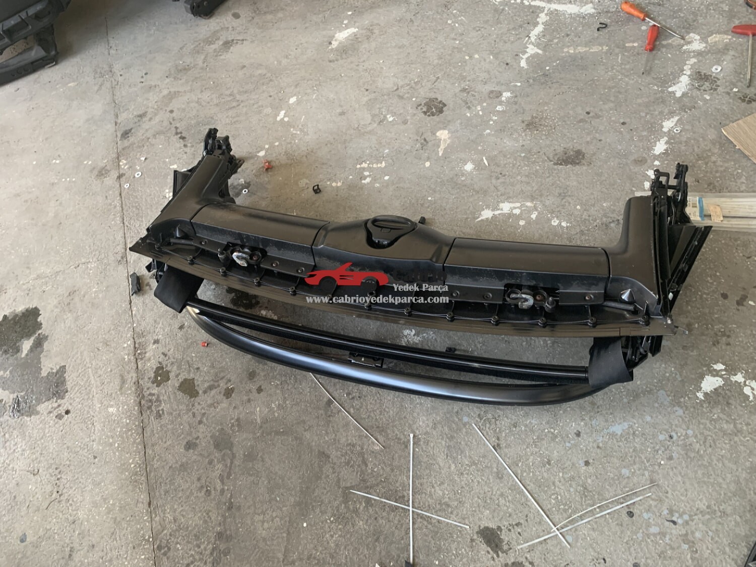 CHRYSLER CROSSFİRE CABRİO UYUMLU ORJİNAL TENTE İSKELET ÇIKMA TEMİZ 