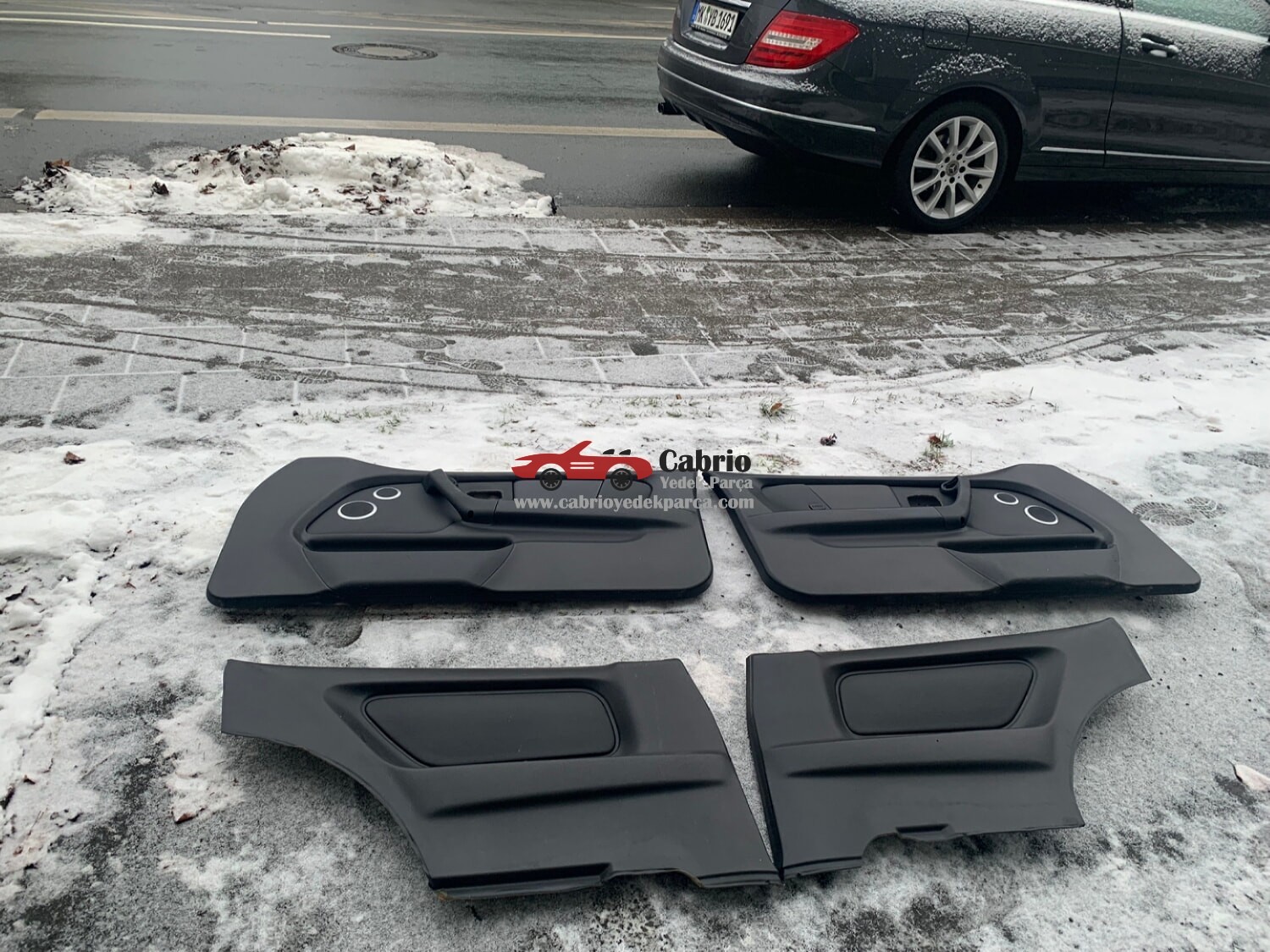 BMW E36 COMPACK UYUMLU ORJİNAL SİYAH DERİ KAPI DÖŞEMESİ TAKIMI ÖN ARKA ÇIKMA 4 TWETER CHROM OLARAK ÖZEL MODEL TEMİZ HATASIZ 323 Tİ DEN SÖKÜLDÜ M TEKNİCK