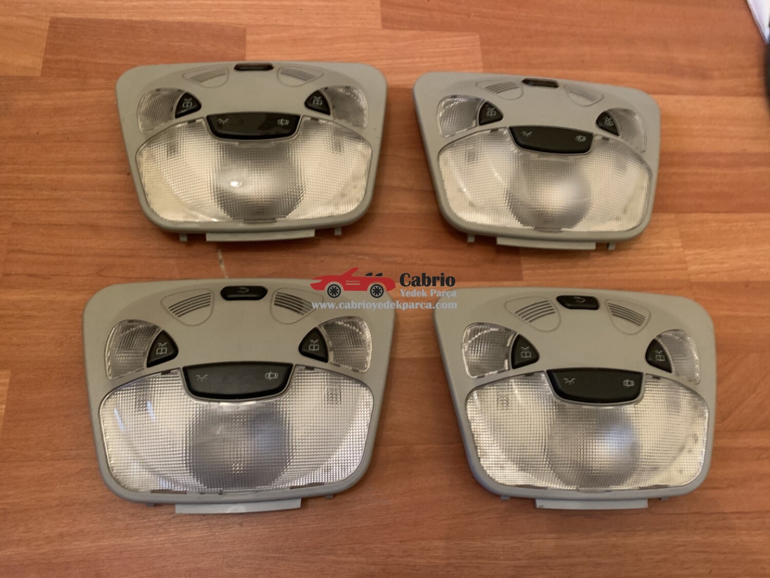 MERCEDES CLK W209 COUPE W203 UYUMLU ORJİNAL A2098200501 ÖN HARİTA OKUMALI İÇ LAMBA İÇ AYDINLATMA ÇIKMA TEMİZ