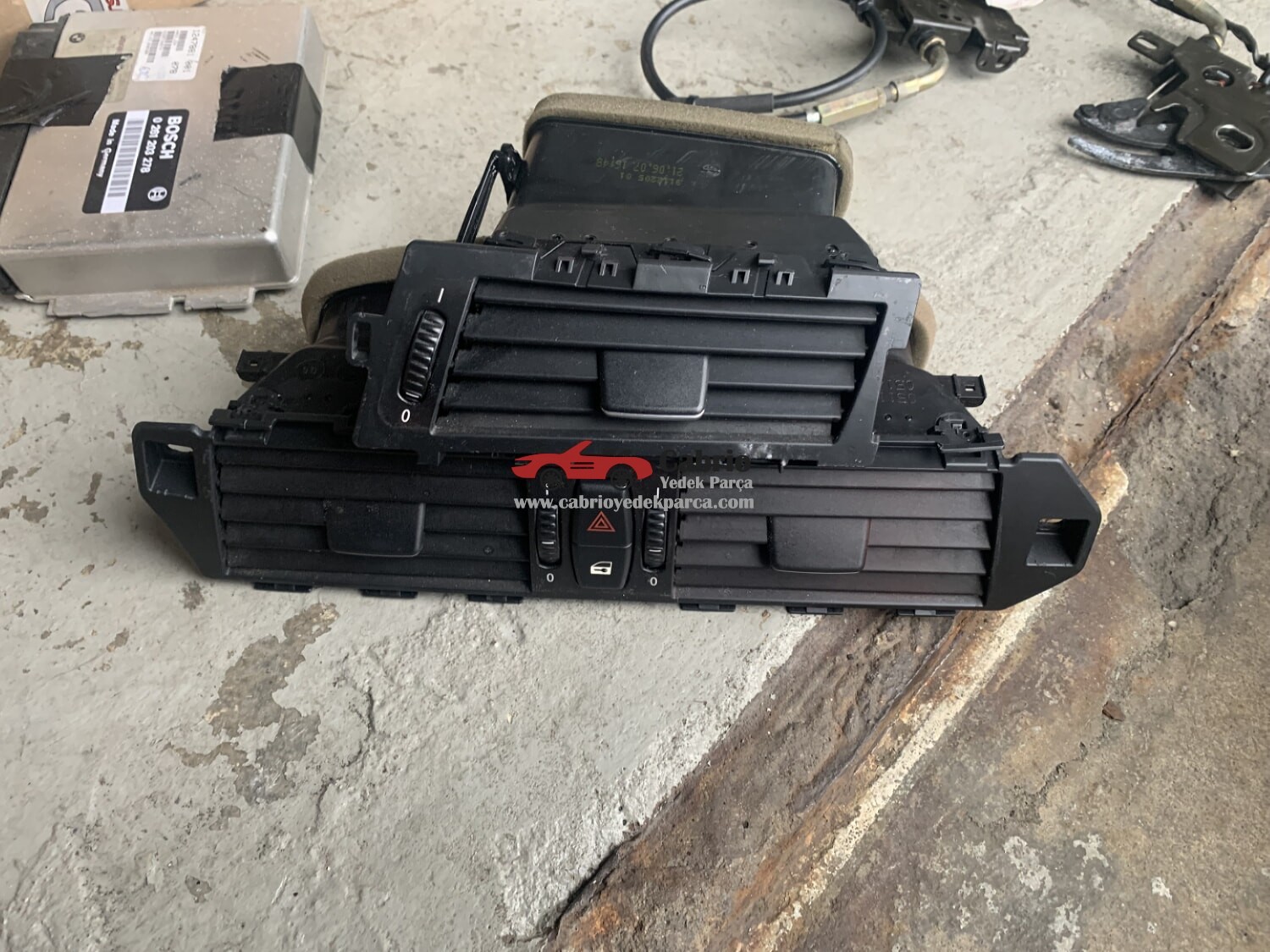 BMW E60 UYUMLU ORJİNAL HAVA KANALI ORTA SAĞ SOL ÇIKMA TEMİZ 