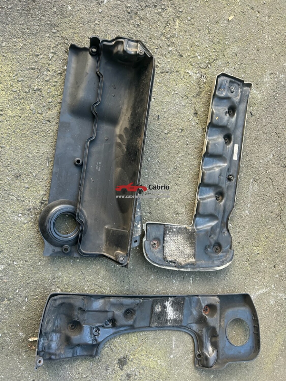 BMW E39 525D 530D E38 730D MOTOR KAPAĞI M57 SERİLERİNE UYUMLU SET HALİNDE 3 PARÇADIR ÇIKMA TEMİZ ORJİNAL İZALOSYANLARI ÜSTÜNDEDİR 