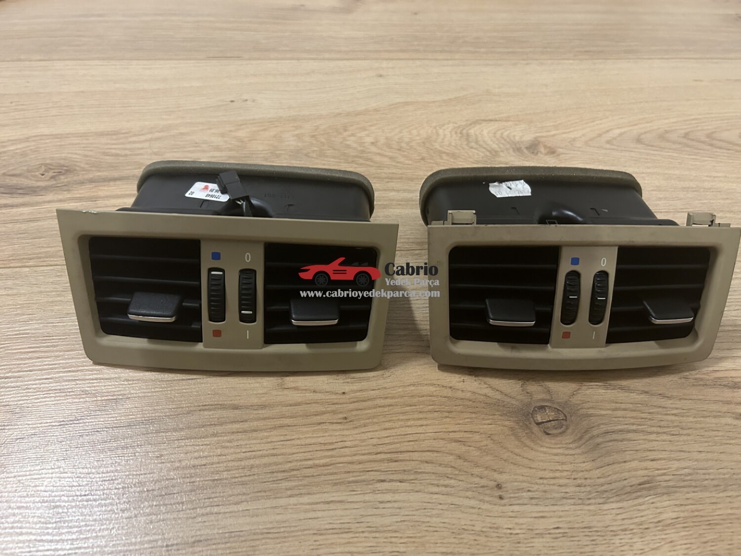 BMW ORJİNAL BEJ RENGİNDE E90 E60 UYUMLU ARKA HAVA KANALI HAVA IZGARASI TEMİZ ÇIKMA BOYAMA VEYA ÇİN MALI DEĞİLDİR 