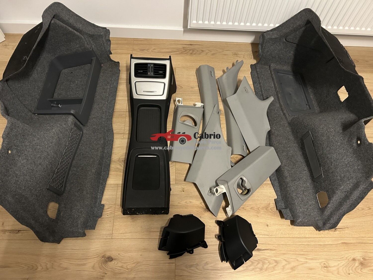 BMW E92 COUPE UYUMLU ORJİNAL BAGAJ ARKA SAĞ SOL HALI SETİ ÇIKMA TEMİZ