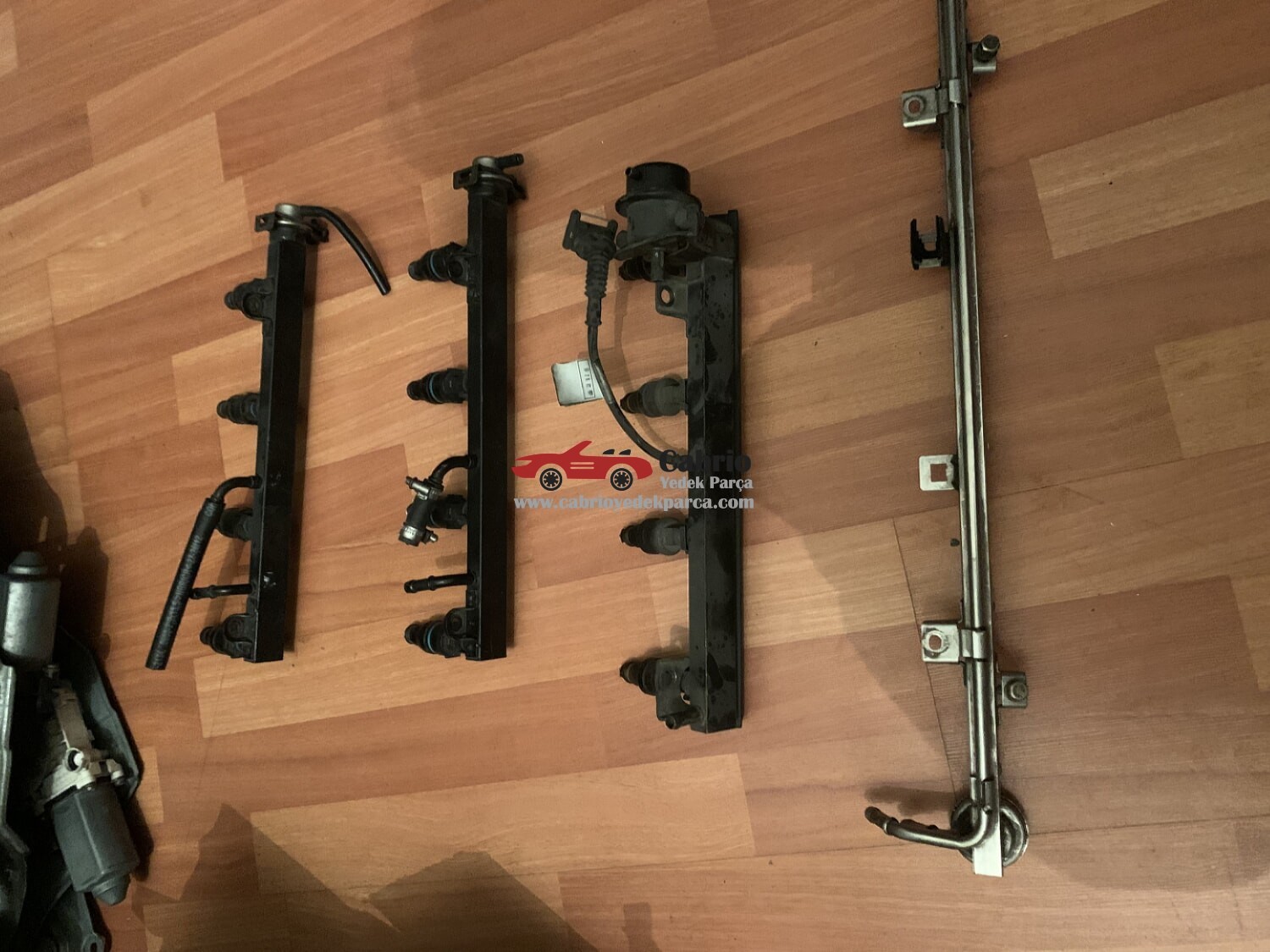 BMW E30 E34 E36 MOTORLARA UYUMLU M40 ENJEKTÖR ORJİNAL ÇIKMA TEMİZ 