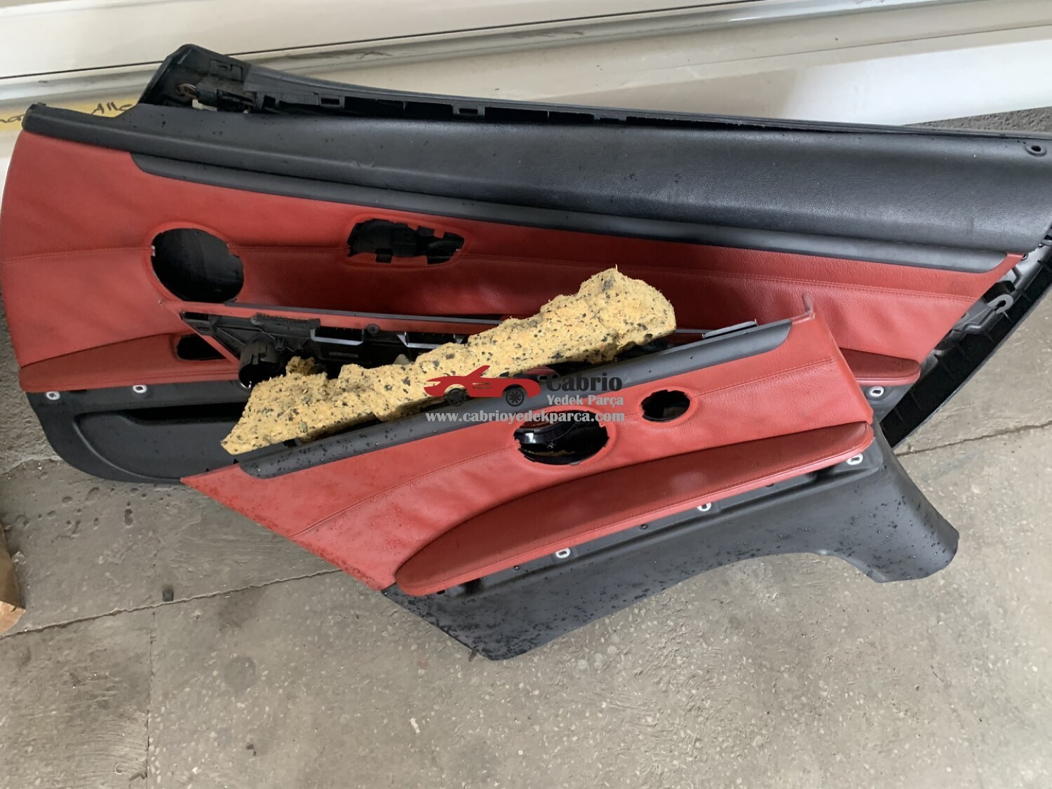 BMW E93 CABRİO KIRMIZI SİYAH UYUMLU ORJİNAL KAPI DÖŞEMESİ SET HALİNDE ÖN ARKA 