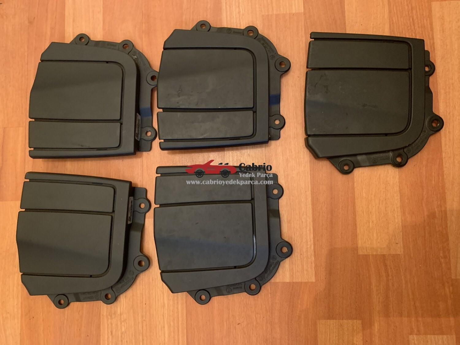 BMW F33 F83 CABRİO UYUMLU FLAP (TENTE KAPAĞI) SAĞ SOL ORJINAL ÇIKMA TEMİZ 