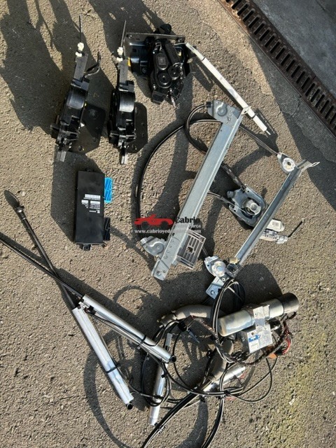 OPEL TiGRA CABRİO COUPE UYUMLU TENTE HARDTOP AMERTİSÖRÜ ORJINAL ÇIKMA TEMİZ