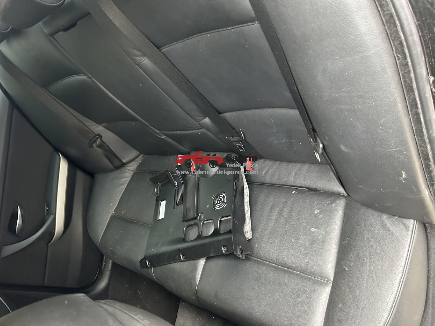 BMW E90 RECARO UYUMLU ORJİNAL SİYAH DERİ RENGİNGE ISITMALI MODELİ SAĞ SOL KOLTUK TEMİZ