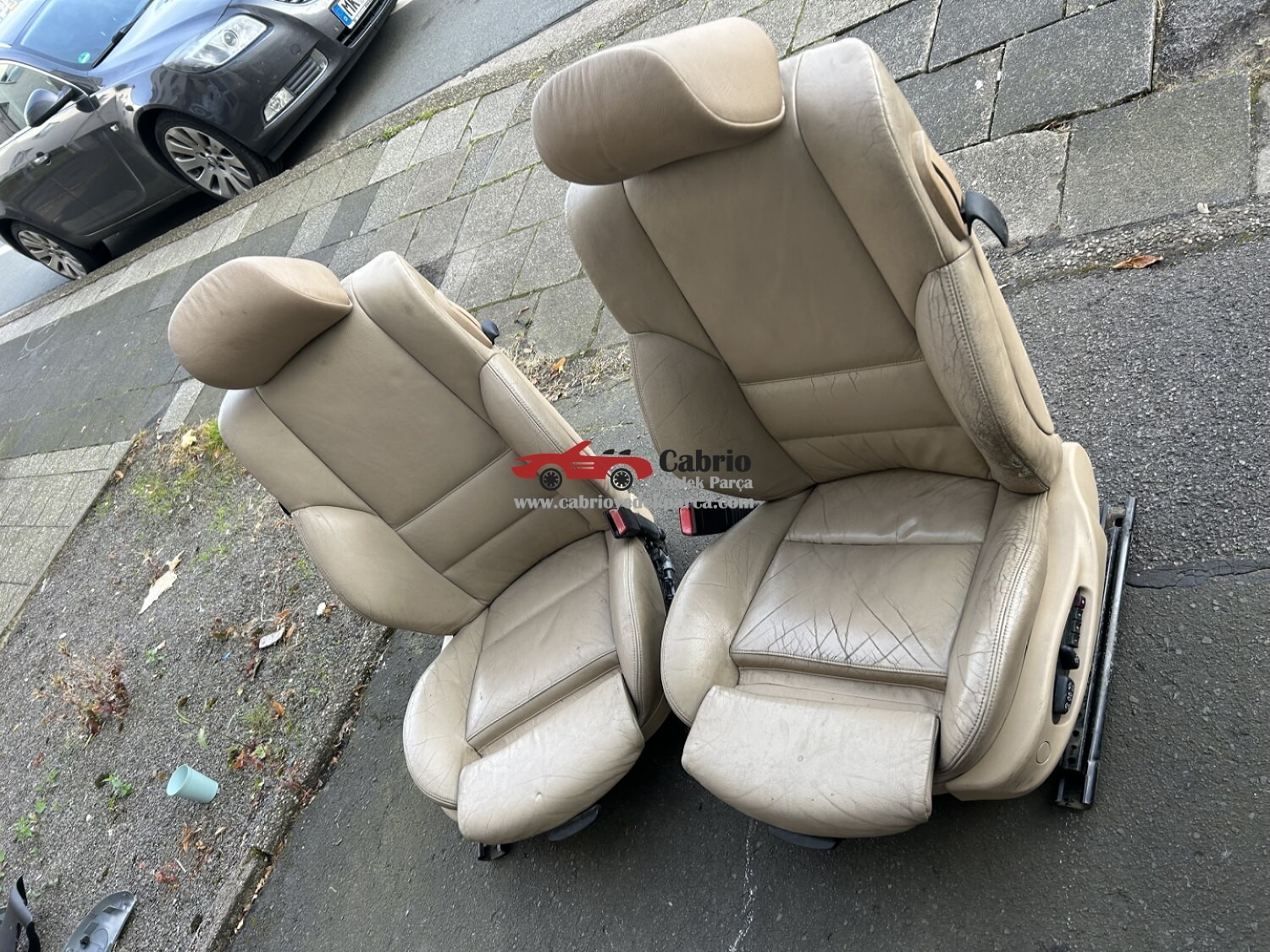 BMW E46 COUPE UYUMLU BEJ DERİ RECARO ELEKTRİKLİ MEMORY ISITMALI MODELİ SAĞ SOL ORJİNAL KOLTUK HAFIZALI ORJİNAL ALMANYA SAĞDA MEMORY HAFIZALI OLAN İNGLİZLERLE KARŞILAŞTIRMAYIN 