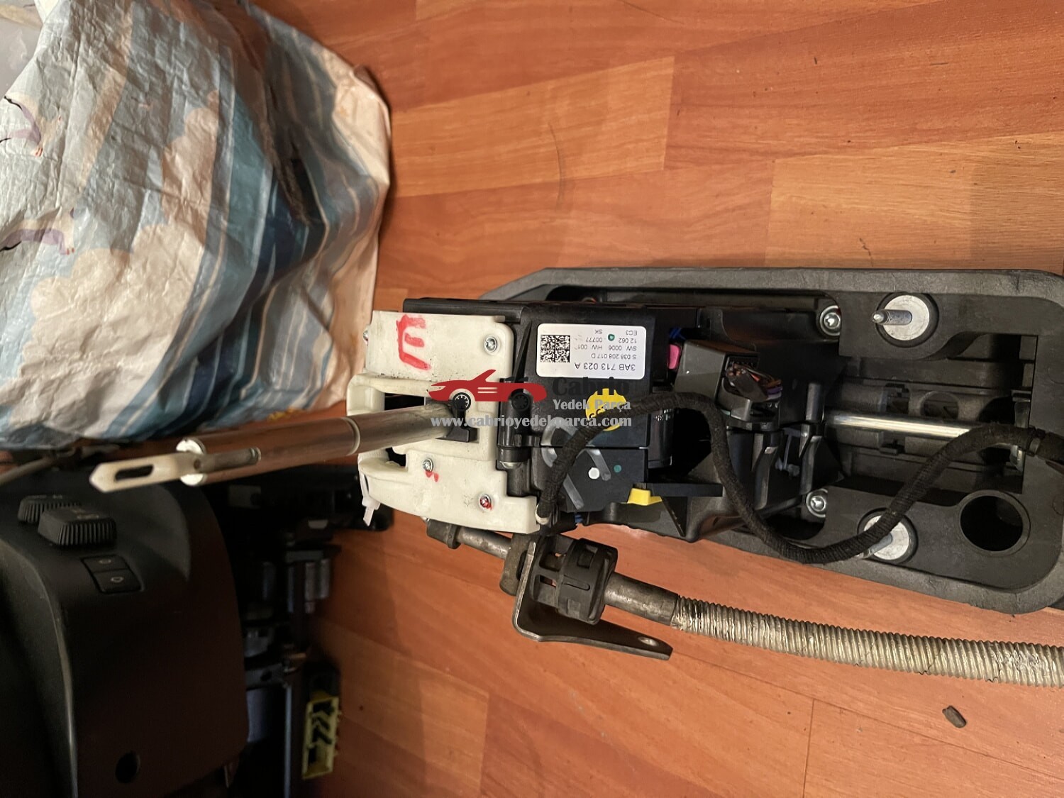 VOLKSWAGEN VW PASSAT CC 3C B7 VİTES MEKANİZMASI DSG VİTES BEYİNİ 3AB713023A ÇIKMA ORJİNAL TEMİZ