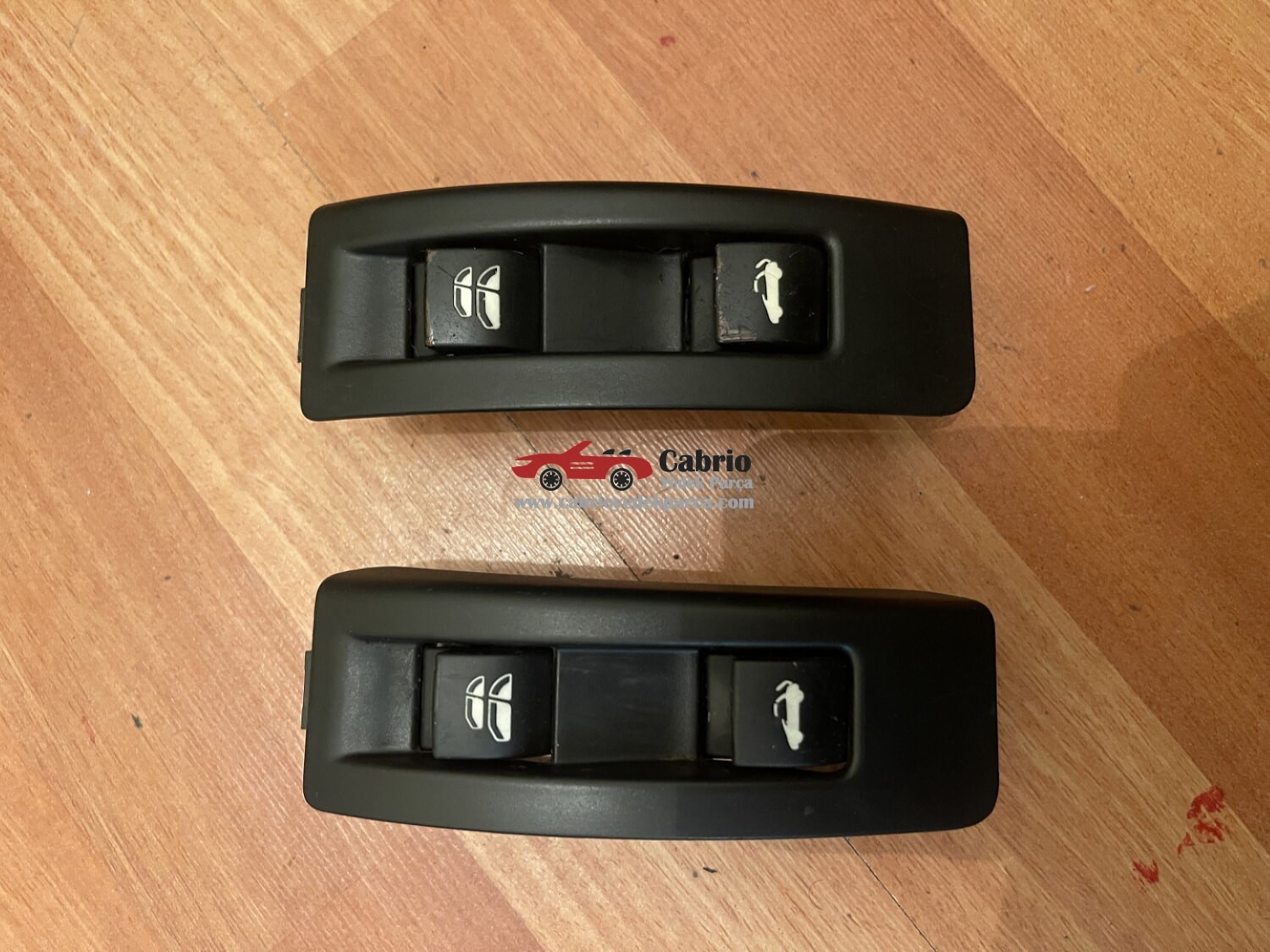 PEUGEOT 207CC CABRİO UYUMLU ORJİNAL TENTE HARDTOP DÜĞMESİ ÇIKMA