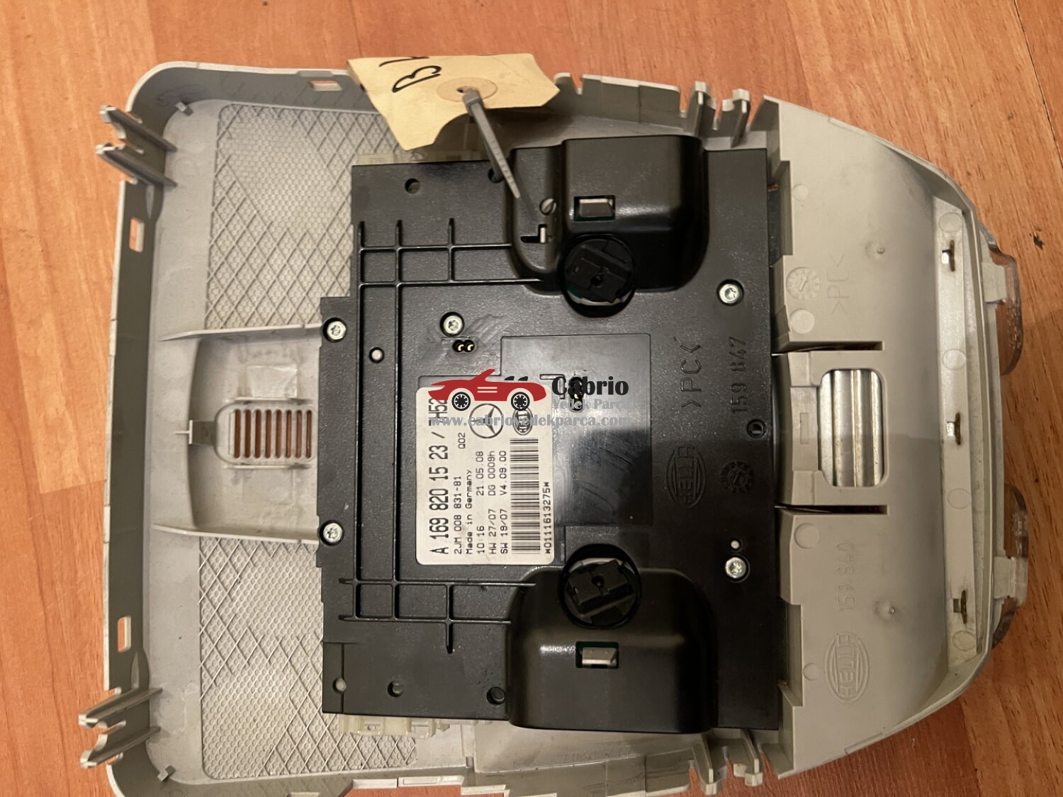 MERCEDES A169 A SERİSİNE UYUMLU SANRUFLU SUNROOF MODELİNE ORJİNAL A1698201523 ÖN HARİTA OKUMALI İÇ LAMBA İÇ AYDINLATMA ÇIKMA TEMİZ