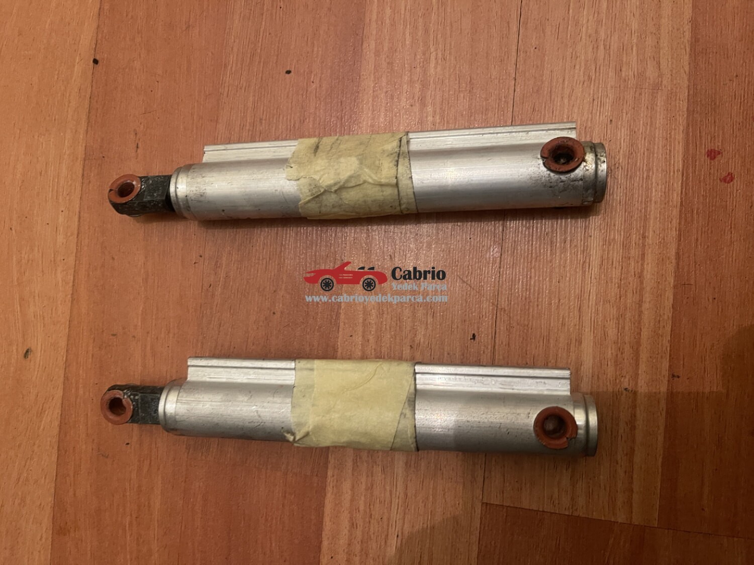 CHRYSLER CABRİO PT CRUİSER UYUMLU ORJİNAL TENTE AMERTİSÖRÜ ÇIKMA TEMİZ 