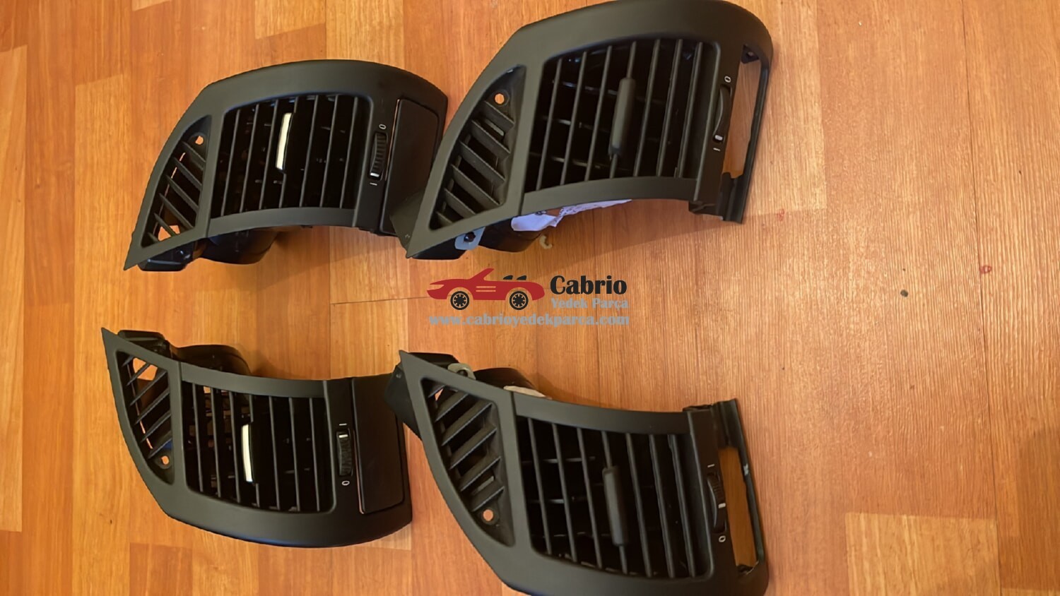 BMW Z4 E85 CABRİO UYUMLU ORJİNAL HAVA KANALI SAĞ SOL BARDAKLIKSIZ MODELİ ÇIKMA TEMİZ YAN SANAYİ ÇÖPLERLE KARŞILAŞTIRMAYIN 