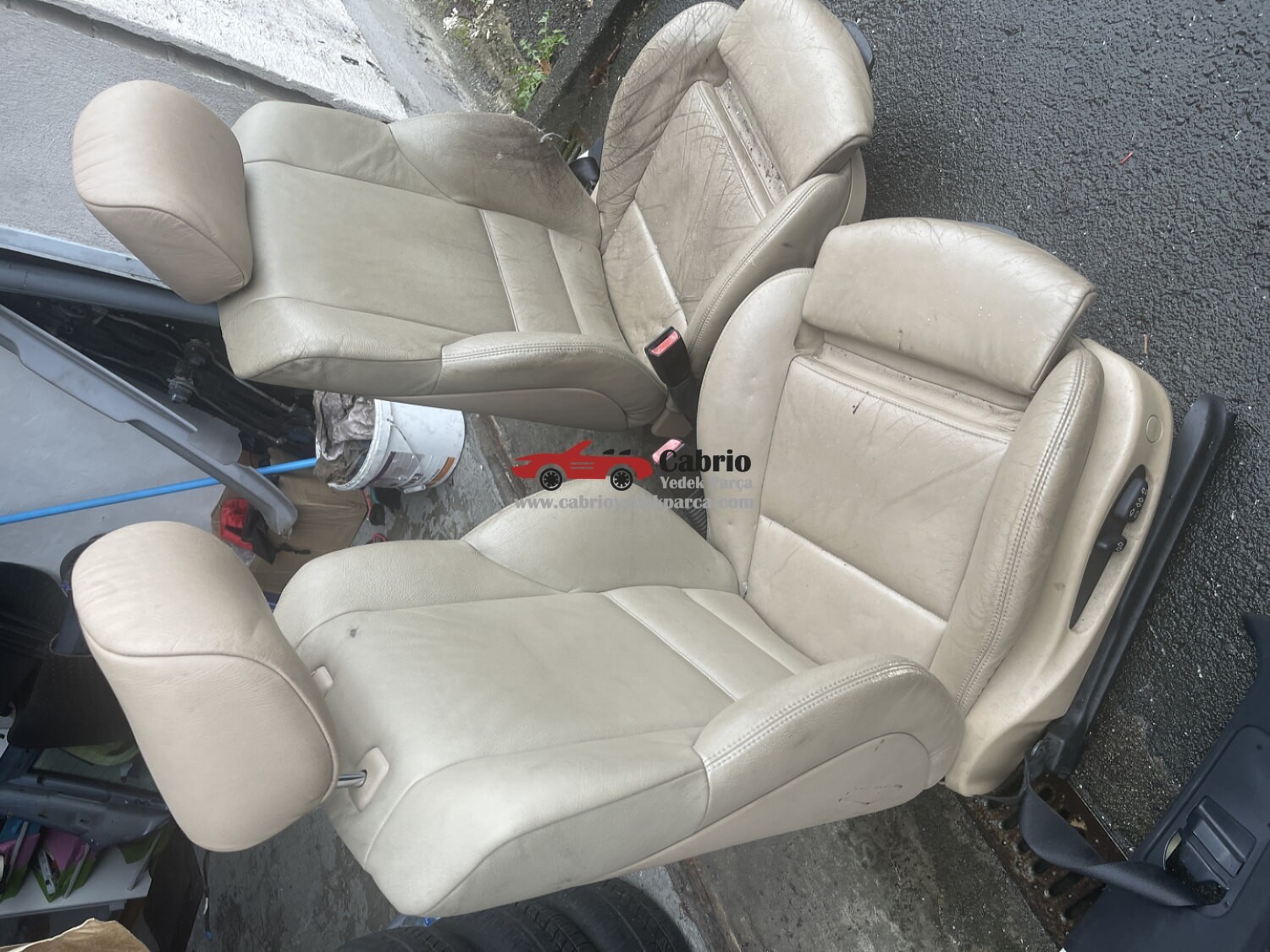 BMW E46 SEDAN 4 KAPI UYUMLU ELEKTRİKLİ MEMORY HAFIZALI RECARO ISITMALI BEJ DERİ SAĞ SOL ORJİNAL TEMİZ KOLTUK ORJİNAL ALMANYA SAĞDA MEMORY HAFIZALI OLAN İNGLİZLERLE KARŞILAŞTIRMAYIN 