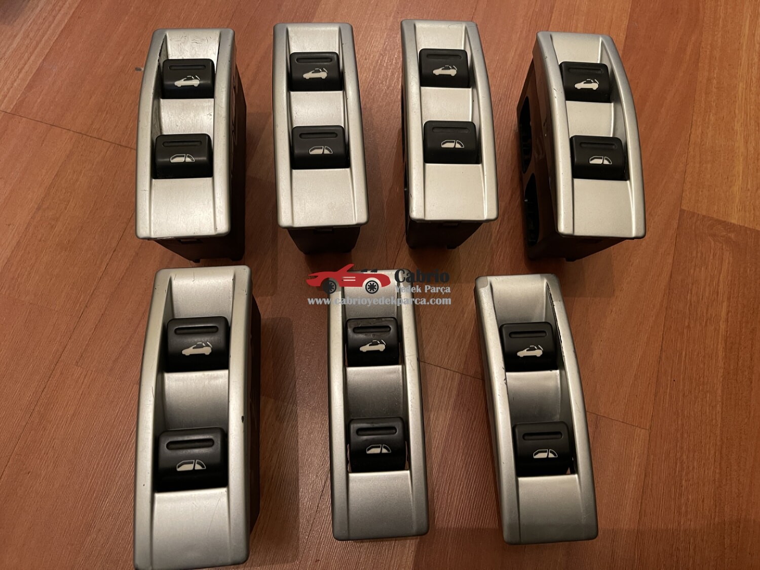 PEUGEOT 307CC CABRİO UYUMLU HARDTOP TENTE DÜĞMESİ ORJİNAL ÇIKMA TEMİZ