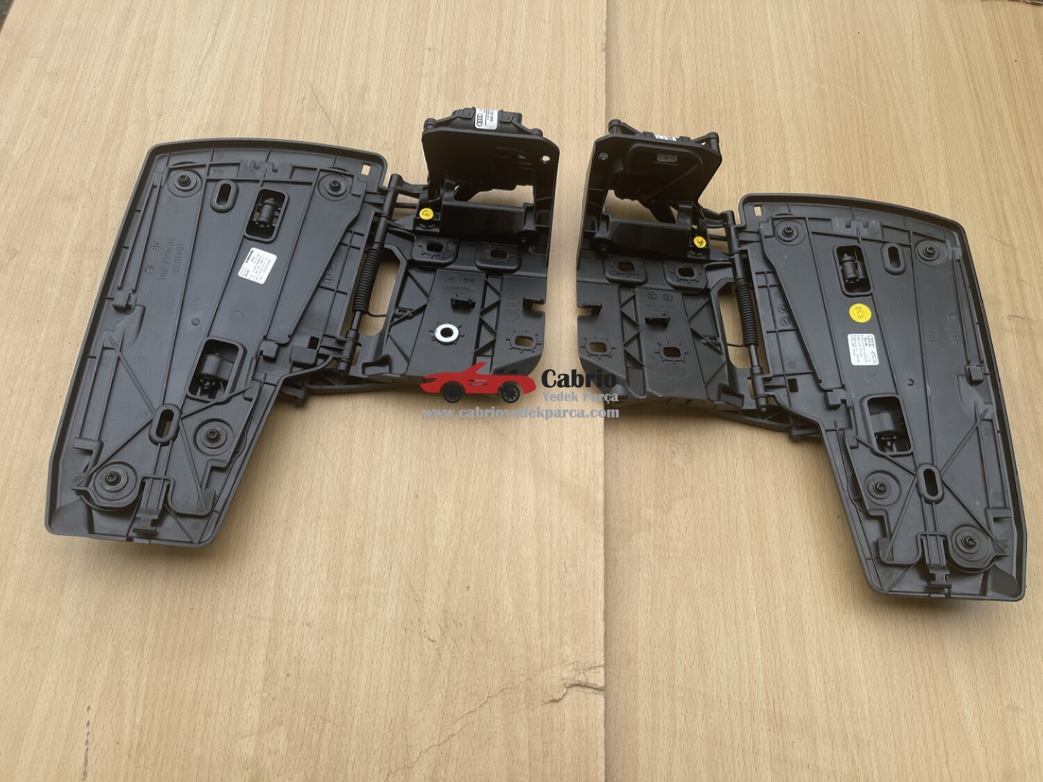 AUDİ TT 8J CABRİO UYUMLU FLAP SAĞ SOL ORJİNAL ÇIKMA TEMİZ 