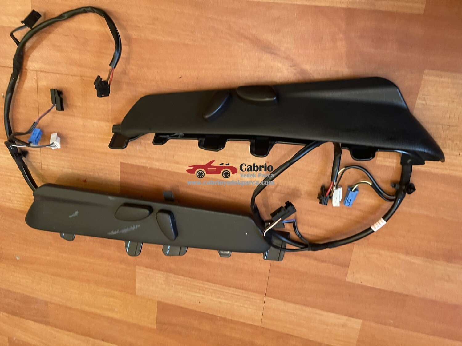 MERCEDES SLK R170 CABRİO UYUMLU CHRYSLER CROSSFİRE COUPE CABRİO UYUMLU ORJİNAL SAĞ VE SOL KOLTUK DÜĞMESİ ELEKTRİKLİ ÇIKMA TEMİZ 